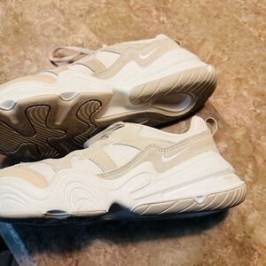 Nike Women's Tech Hera sneaker in the "Photon Dust/White"  Women’s 10